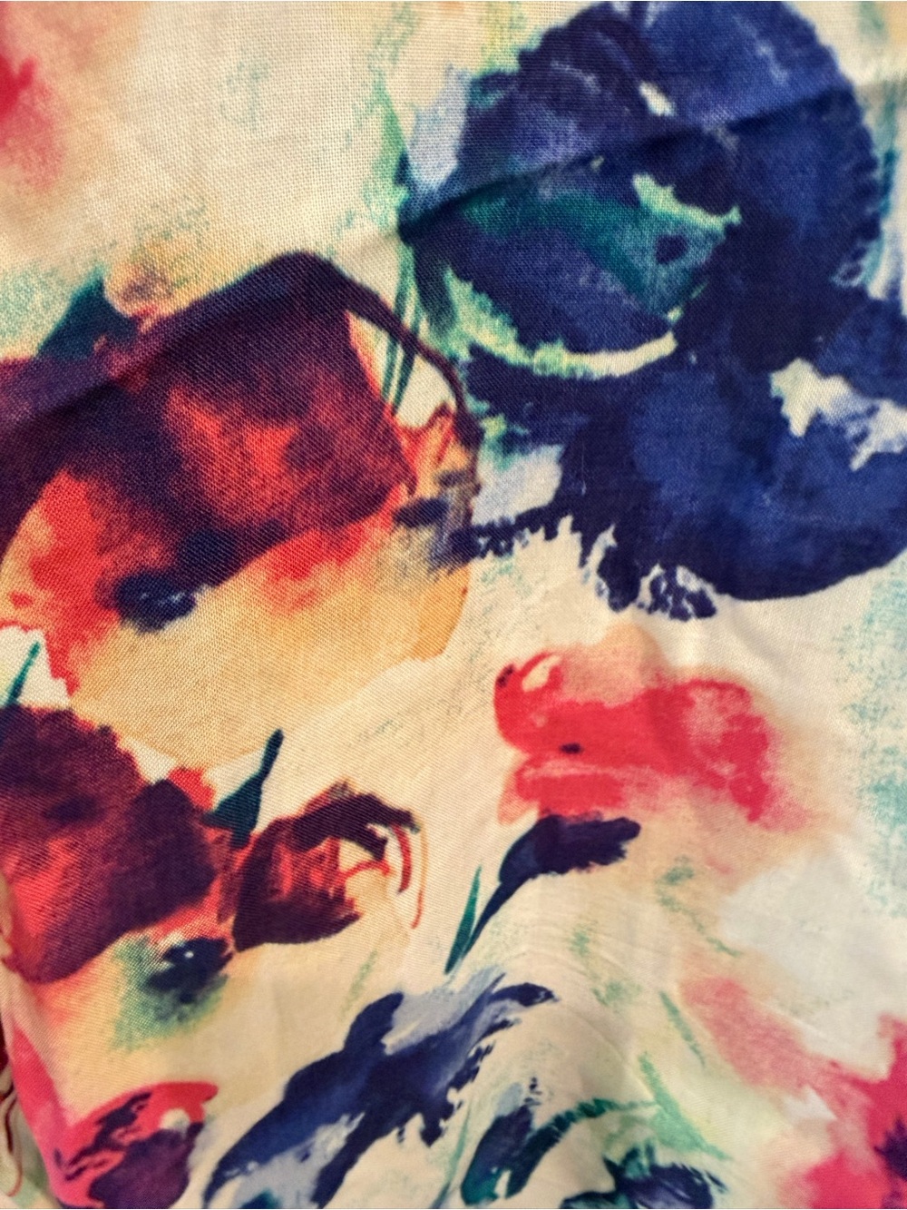 Andree by Unit Floral V-Neck Top Size Large - Picture 9 of 16